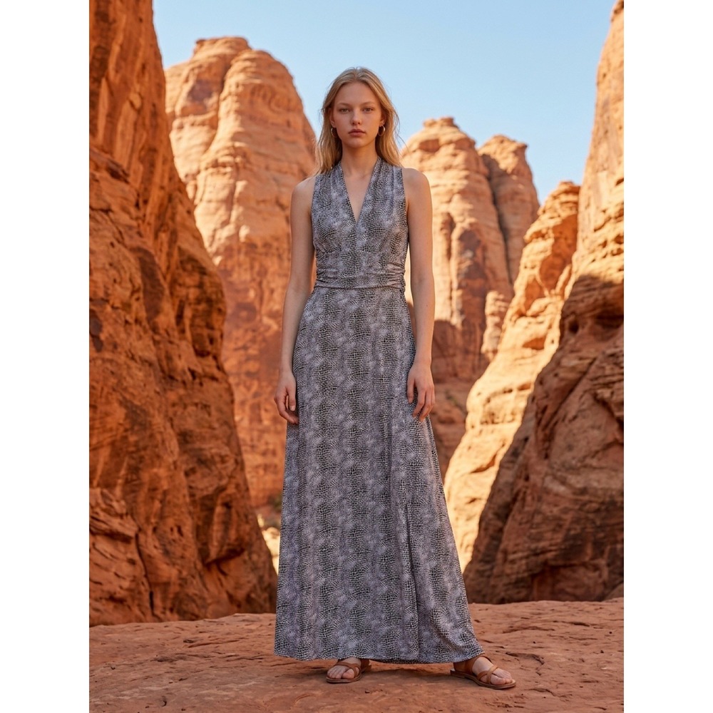 Vince Camuto Animal Print Snake Maxi Wrap Dress XS V-Neck Sleeveless Gray